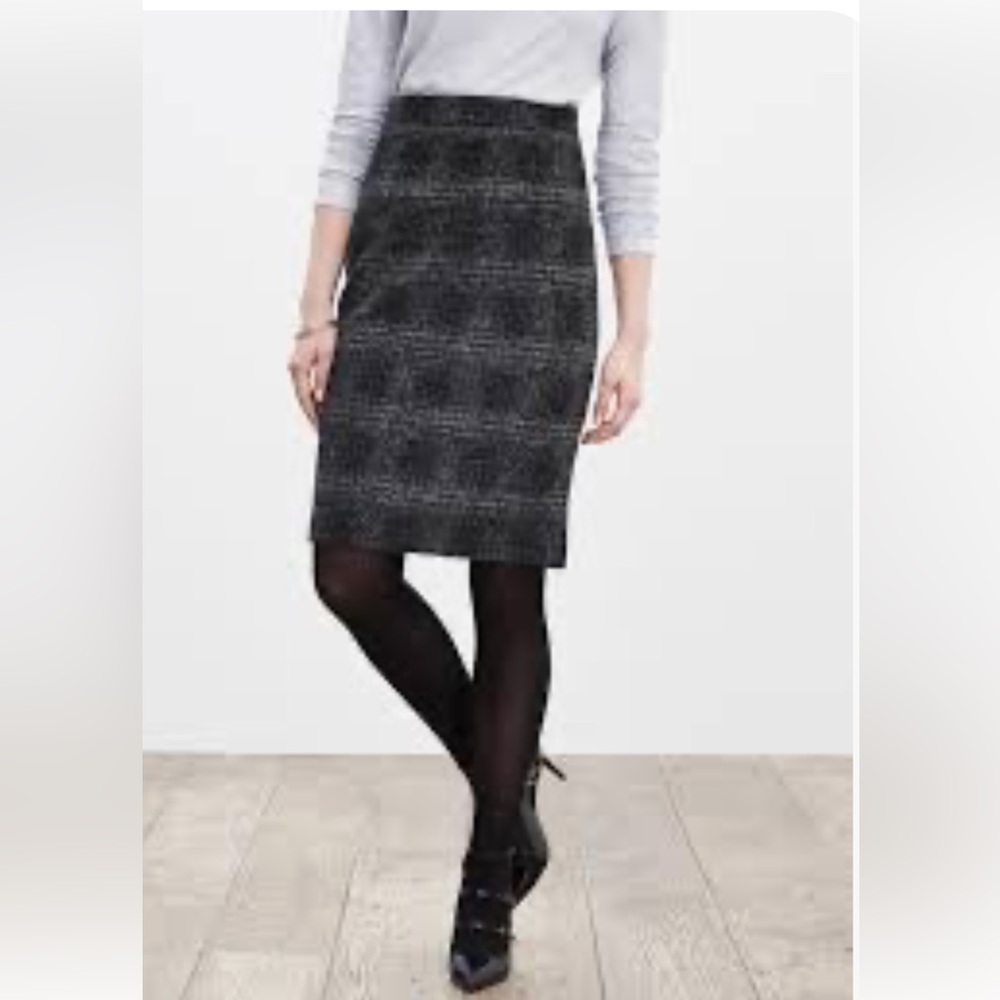 Banana Republic plaid Classic Black Gray Pencil Skirt Sz 10 Wool blend